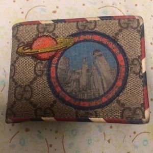 Gucci wallet